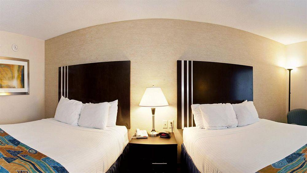 Rodeway Inn Портедж Экстерьер фото