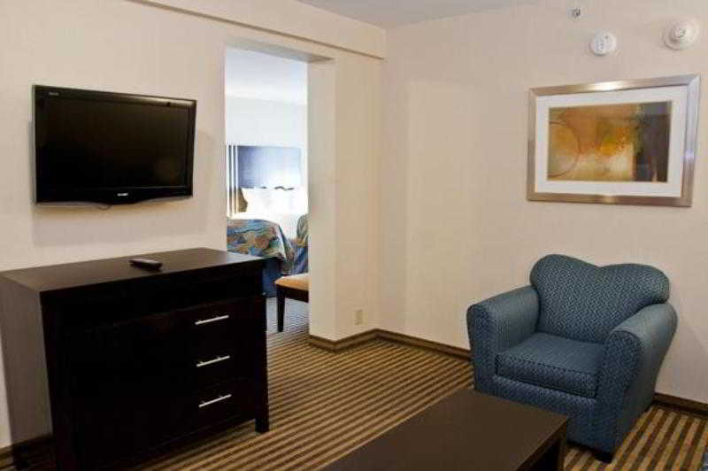 Rodeway Inn Портедж Номер фото